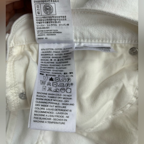 Levi’s BERMUDA WOMEN'S SHORTS Size 30 - Picture 9 of 10